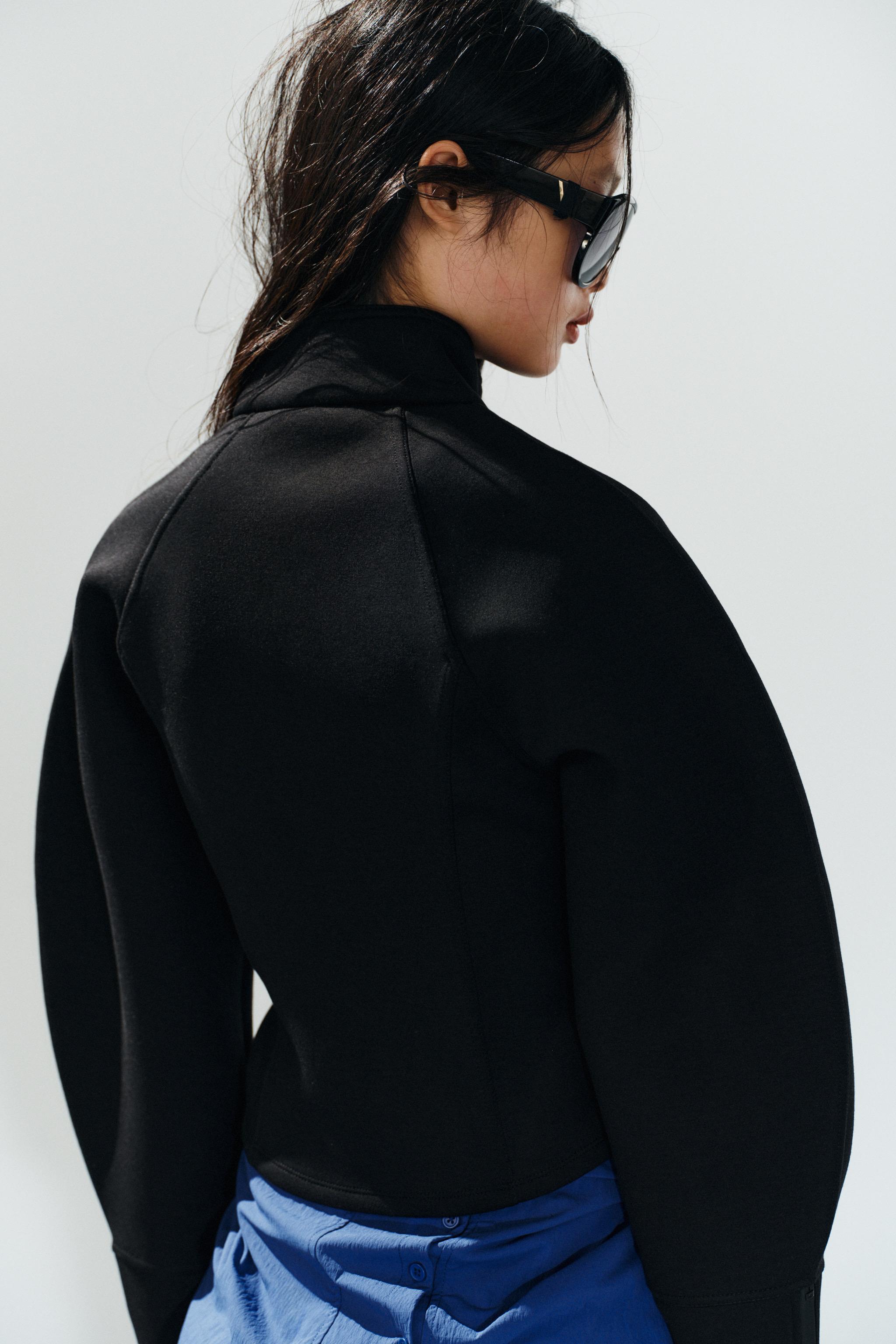 ZIPPER DETAIL JACKET